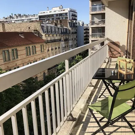 Appartement 2 Proche Du Metro Convention *