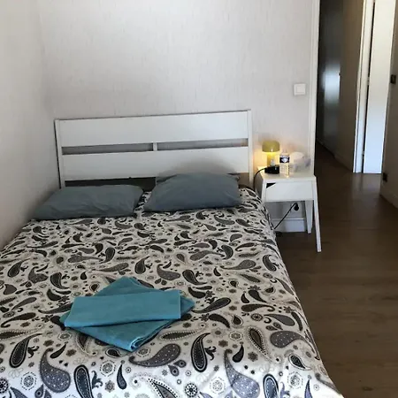 2 Proche Du Metro Convention Διαμέρισμα *